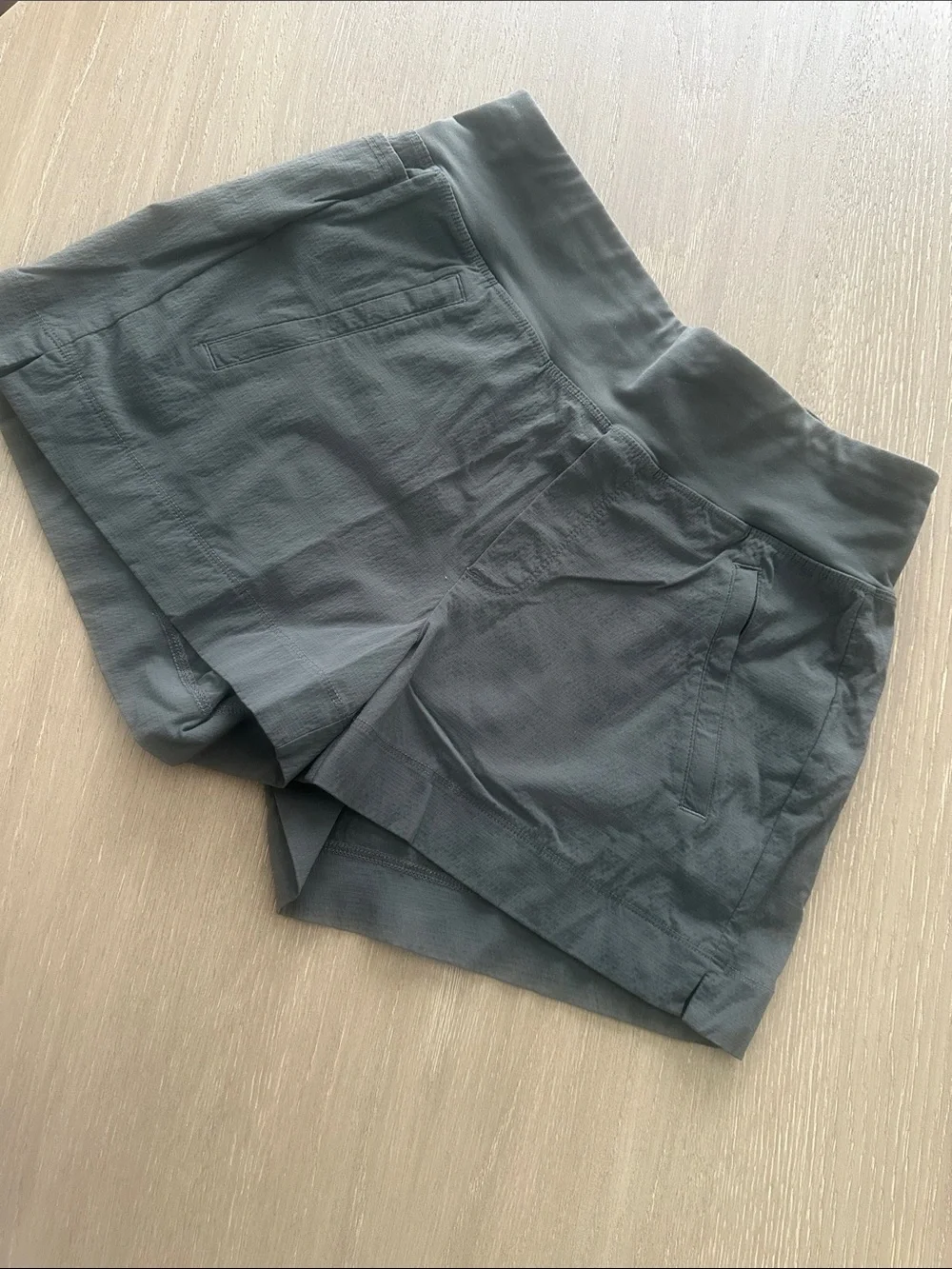 Athleta Trekkie North Lightweight Olive Green Active Shorts - Picture 1 of 4